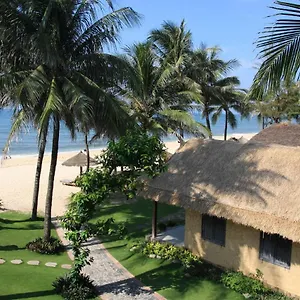 4* Resort Bamboo Village &